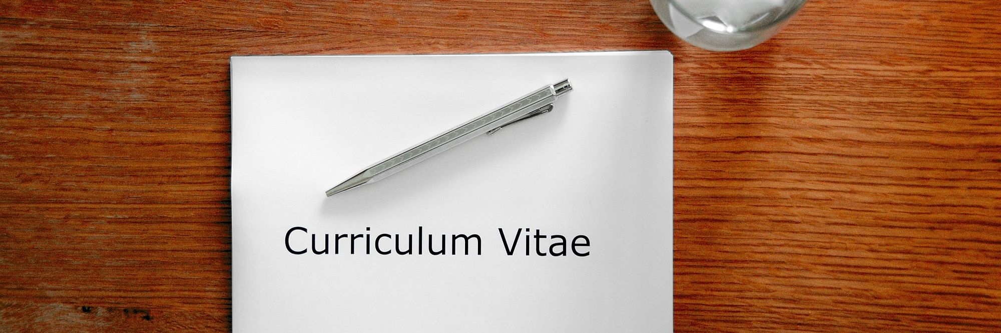 Foto di quaderno e penna